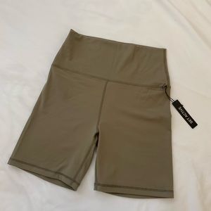 Brand New Set Active Luxform shorts!!